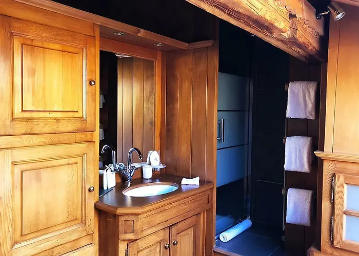 Des Fermes De Marie, Avec Services, Collection Des Fermes Alpehytte